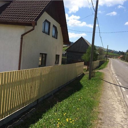 Karacsony Guest House Lunca de Sus Exterior photo