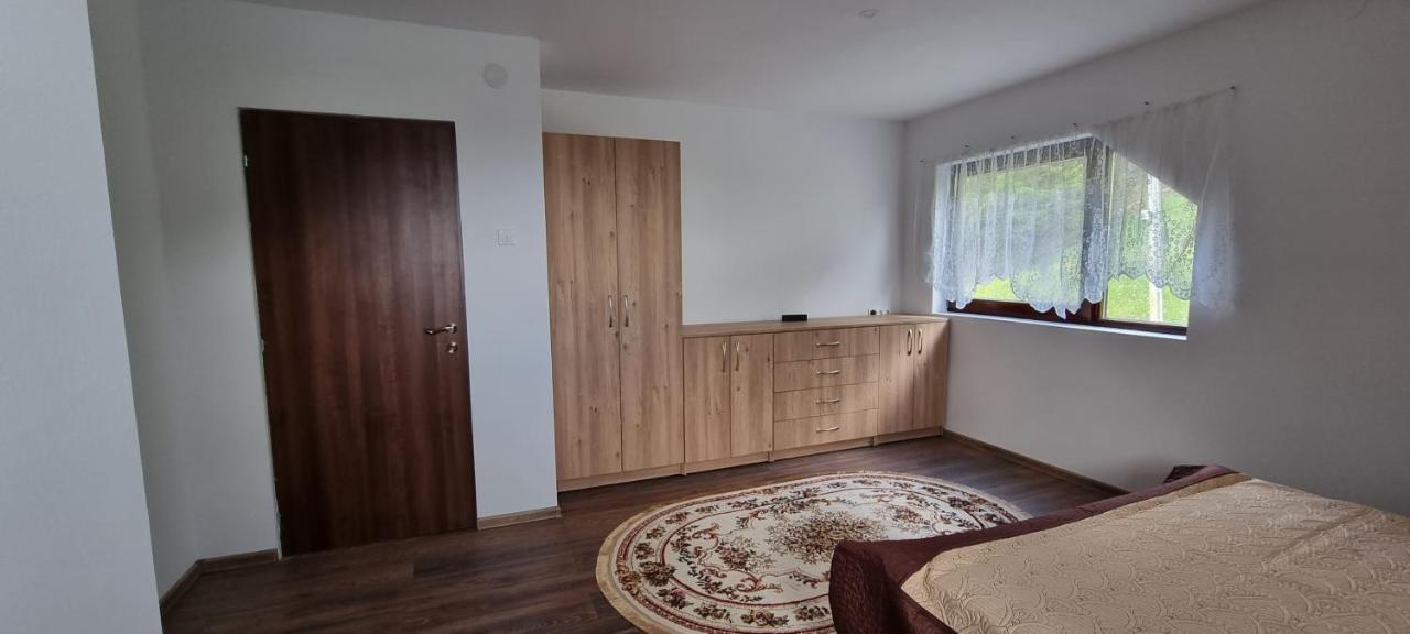 Karacsony Guest House Lunca de Sus Exterior photo